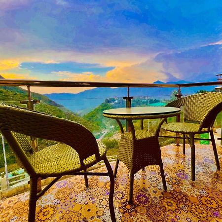 Hotel Kempty - A Boutique Hotel, Мусори Екстериор снимка