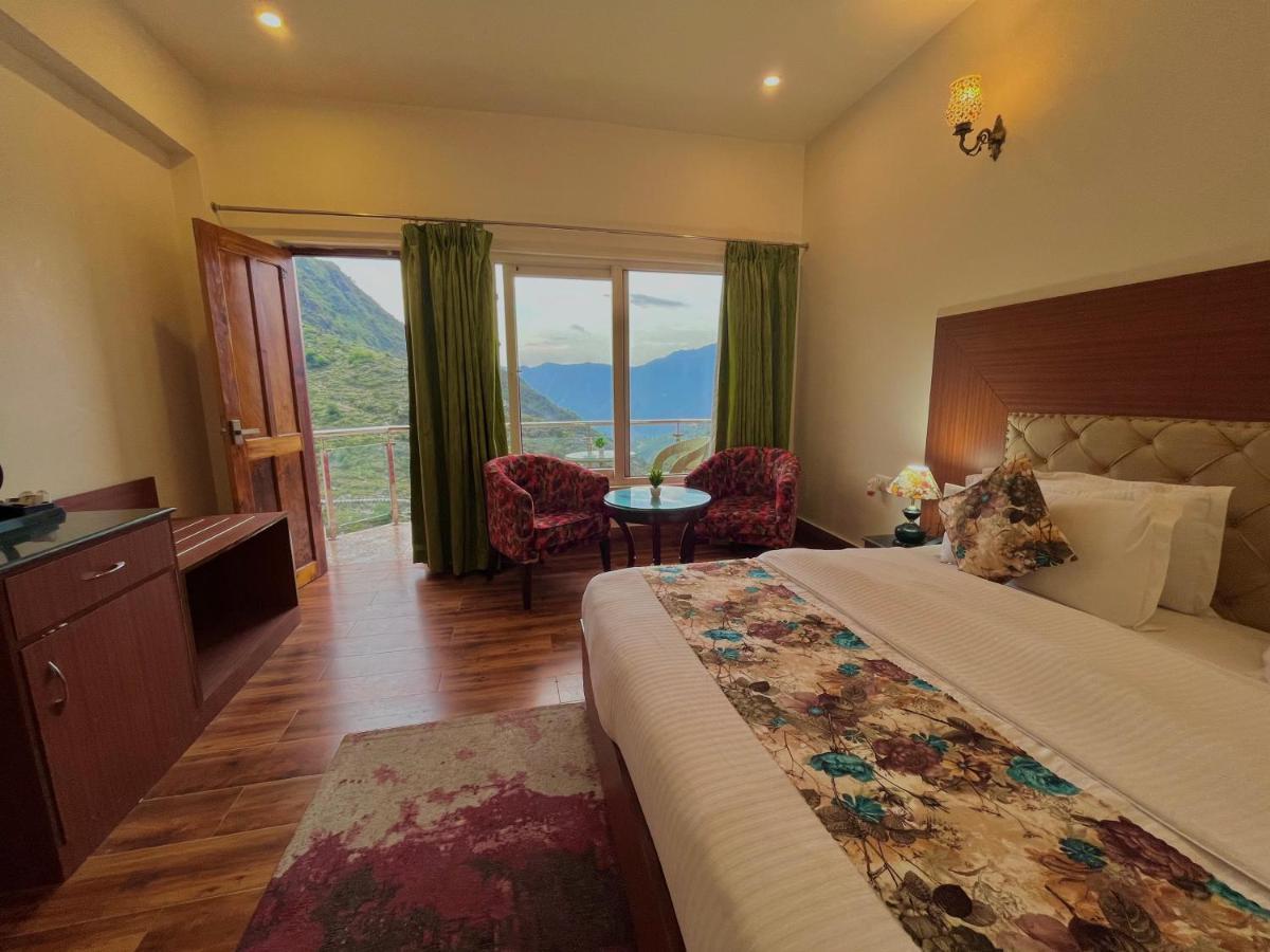 Hotel Kempty - A Boutique Hotel, Мусори Екстериор снимка
